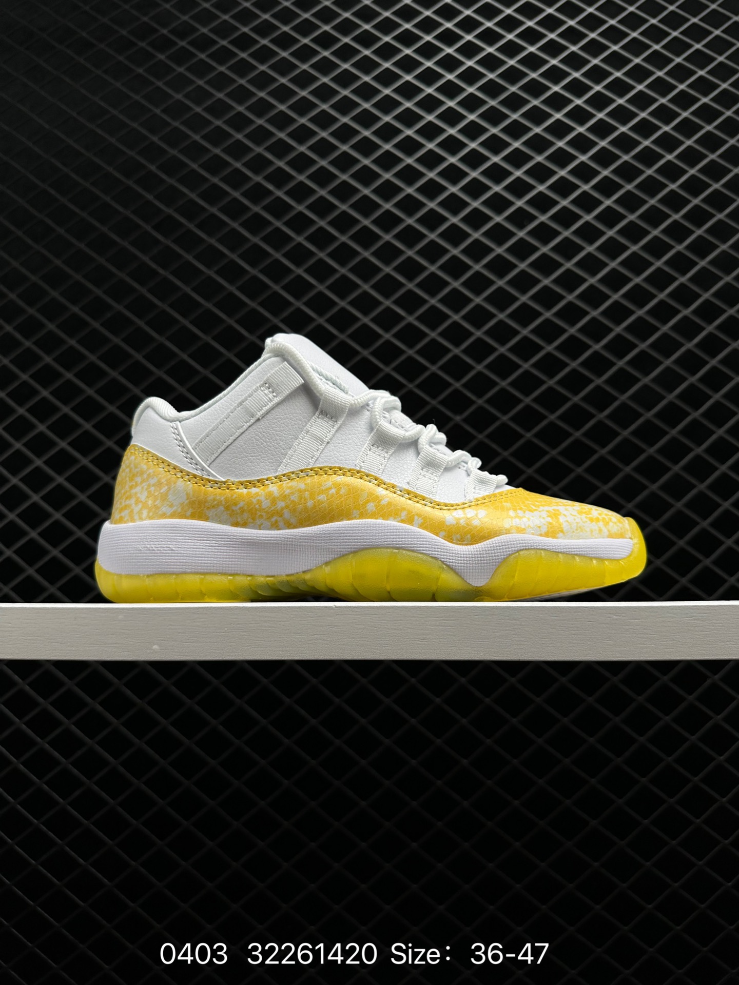 Air Jordan 11 Retro Low 